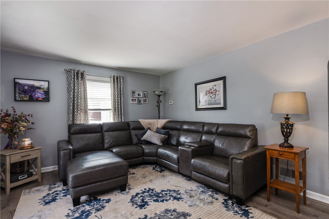 23 Middle Road Horseheads, NY 14845 - Photo 8 of 40