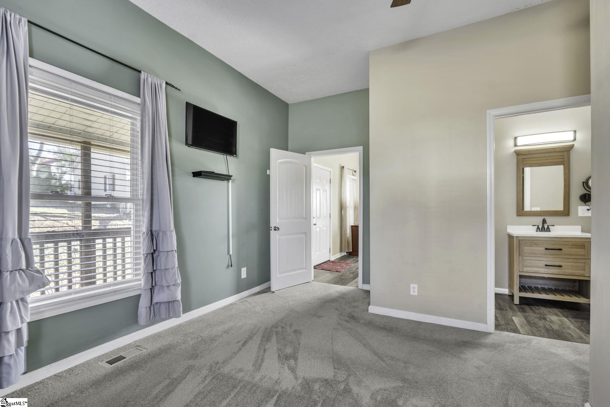 200 South 9th Street Easley, SC 29640 - Photo 11 of 25