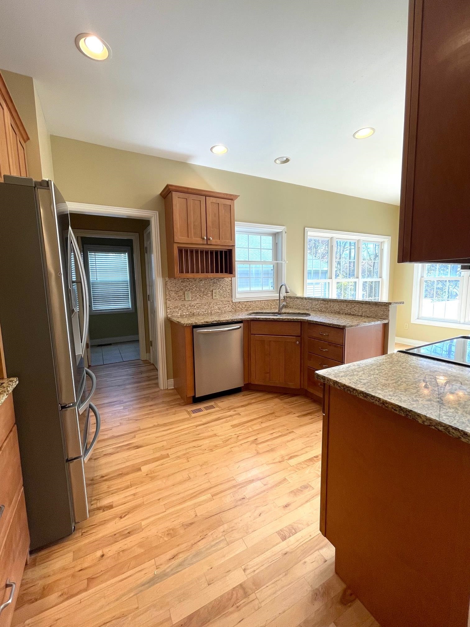 1004 Red Maple Ridge Court Ashland, KY 41102 - Photo 8 of 21