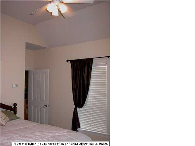 10335 Springrose Avenue Baton Rouge, LA 70810 - Photo 9 of 11
