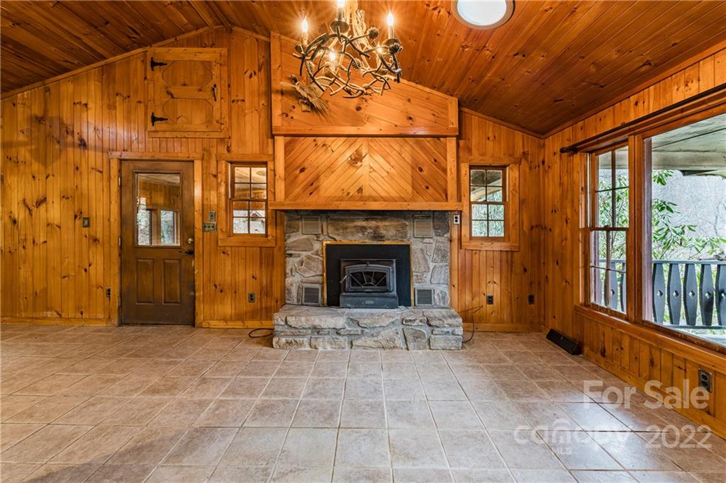 343 Tumbling Fork Road Waynesville, NC 28785 - Photo 7 of 30 Gallery Image 7