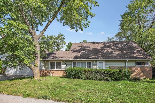 422 Westgate Drive Park Forest, IL 60466 - Photo 2 of 16
