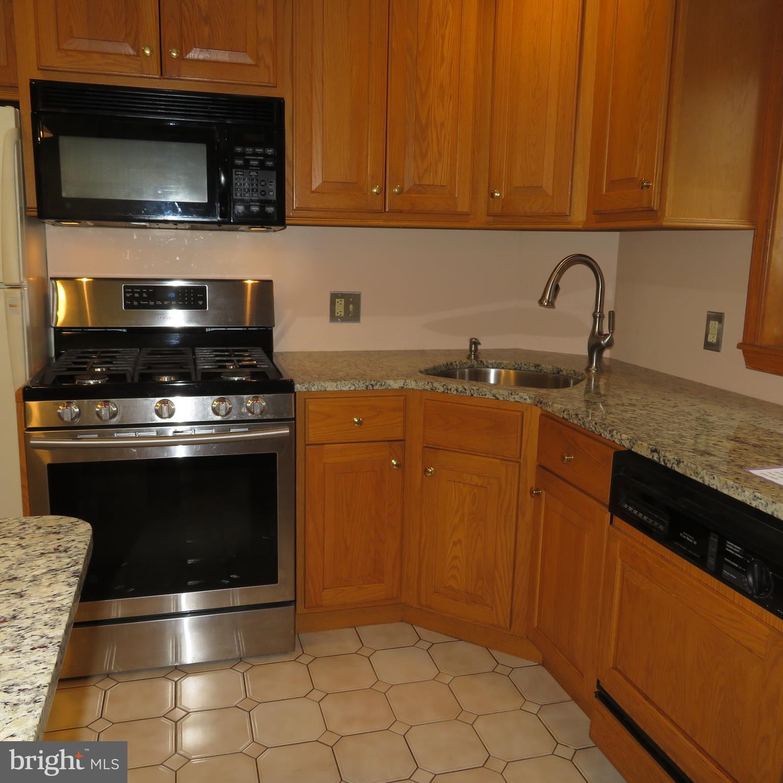 36 Providence Road Morton, PA 19070 - Photo 11 of 16 KITCHEN