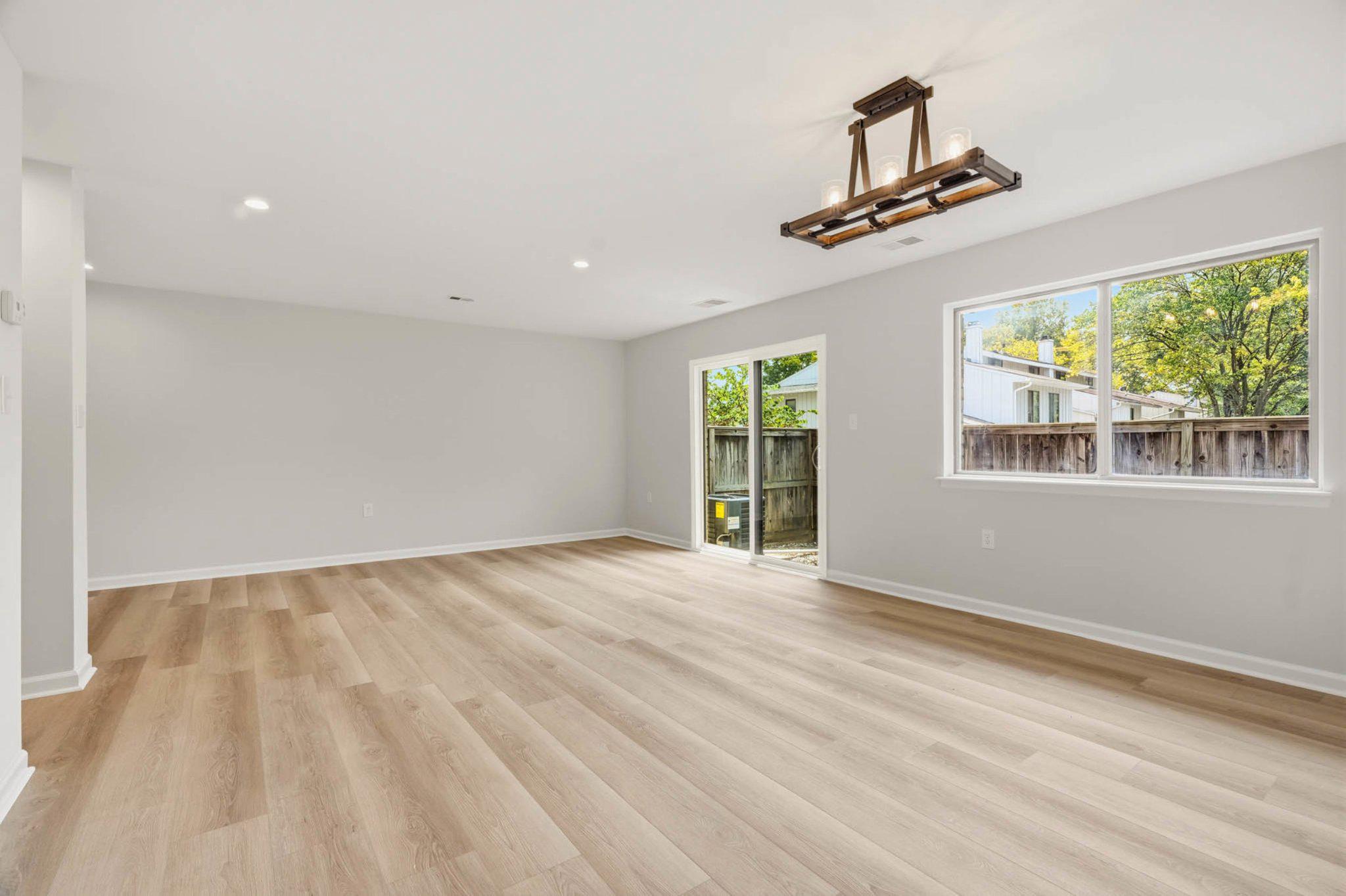 10901 Trotting Ridge Way, Unit 92 Columbia, MD 21044 - Photo 9 of 37 Tons of Natural Light