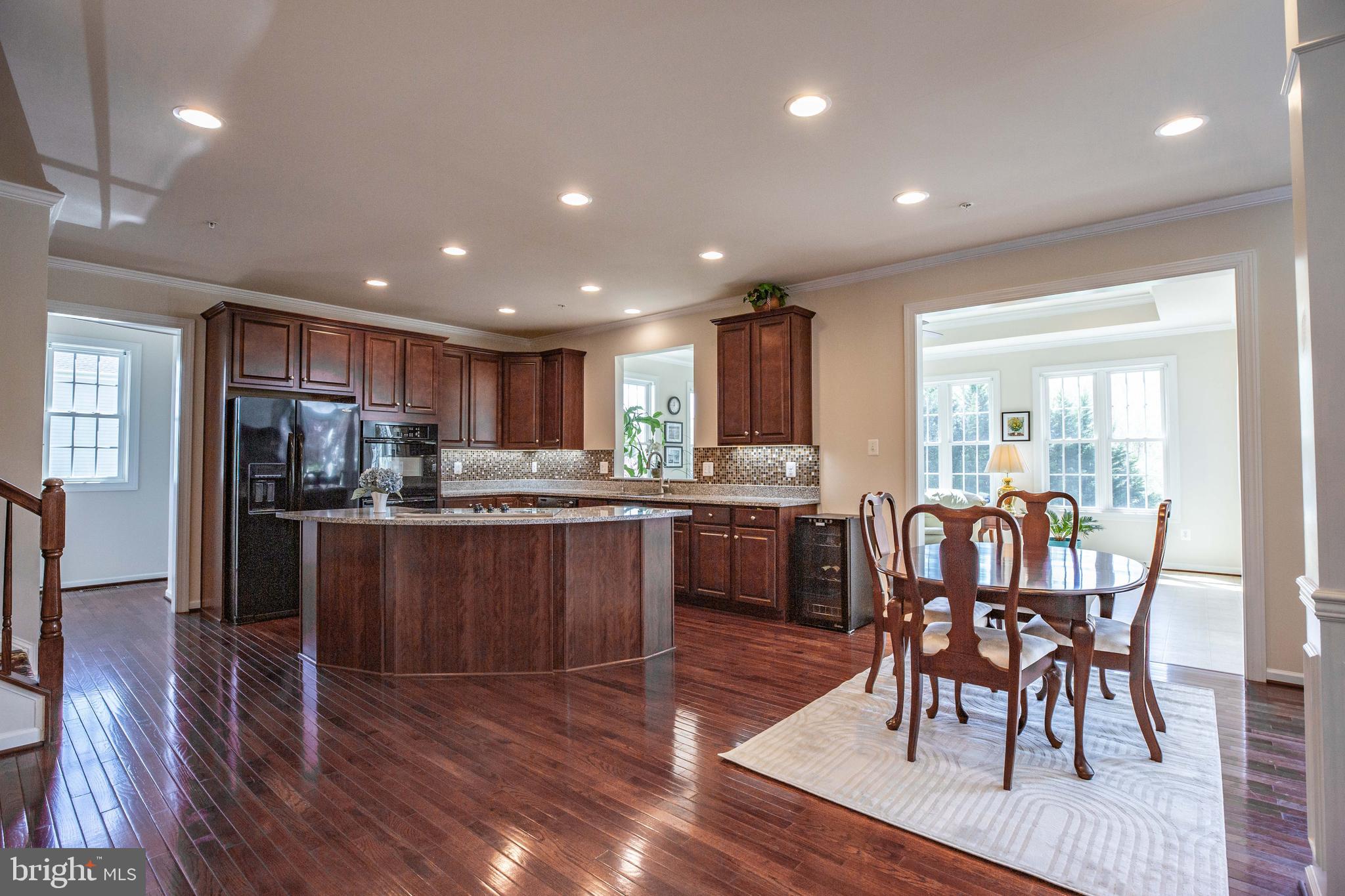 11039 Hunters View Road Ellicott City, MD 21042 - Photo 15 of 58 Gallery Image 15