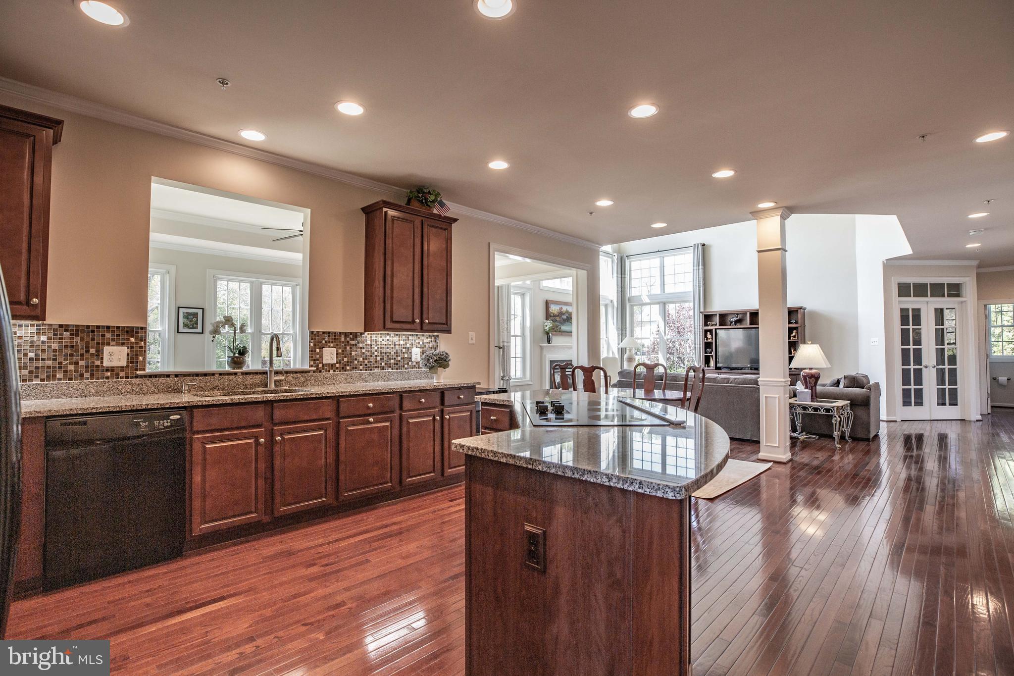 11039 Hunters View Road Ellicott City, MD 21042 - Photo 16 of 58 Gallery Image 16