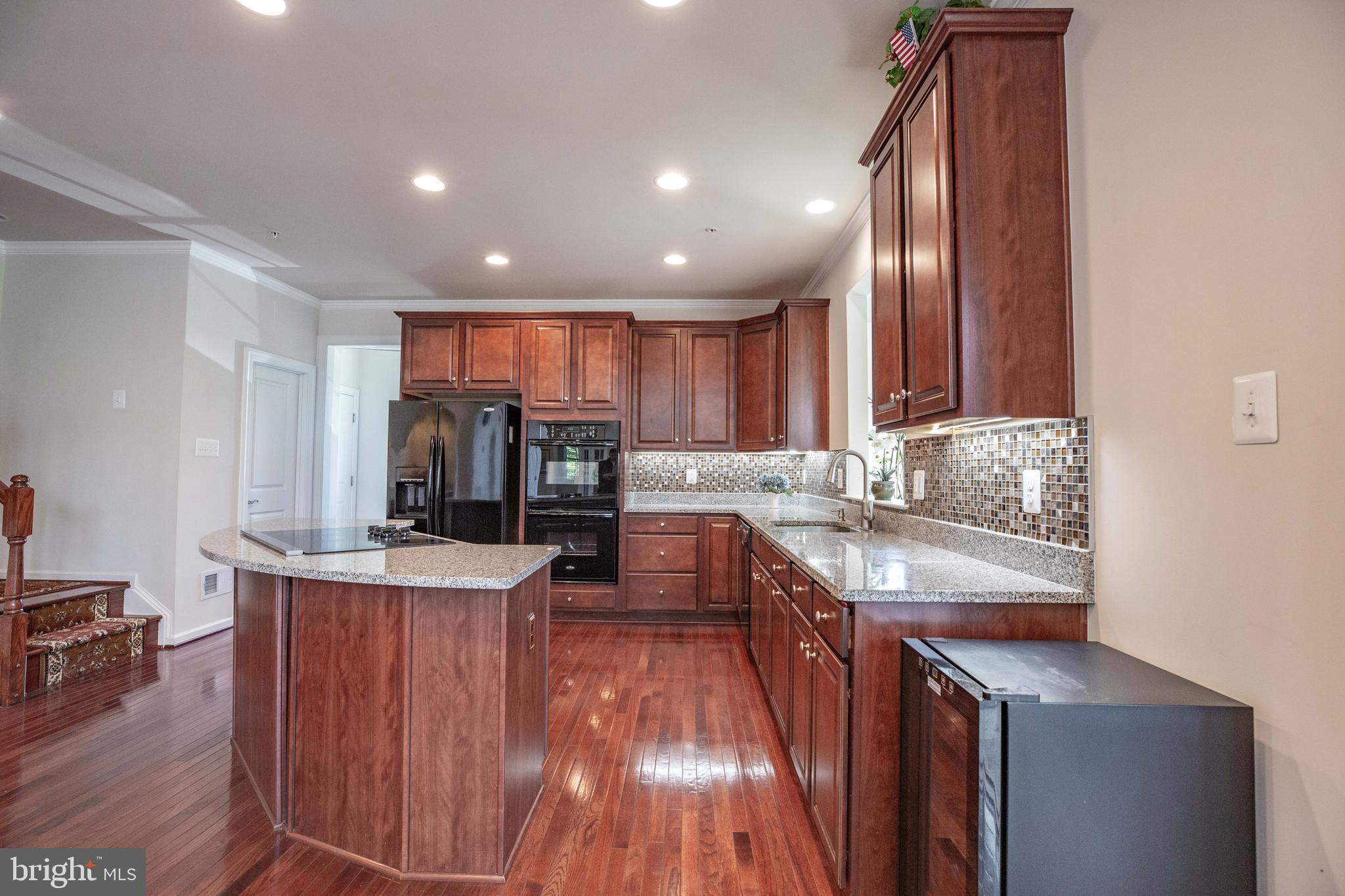 11039 Hunters View Road Ellicott City, MD 21042 - Photo 17 of 58 Gallery Image 17