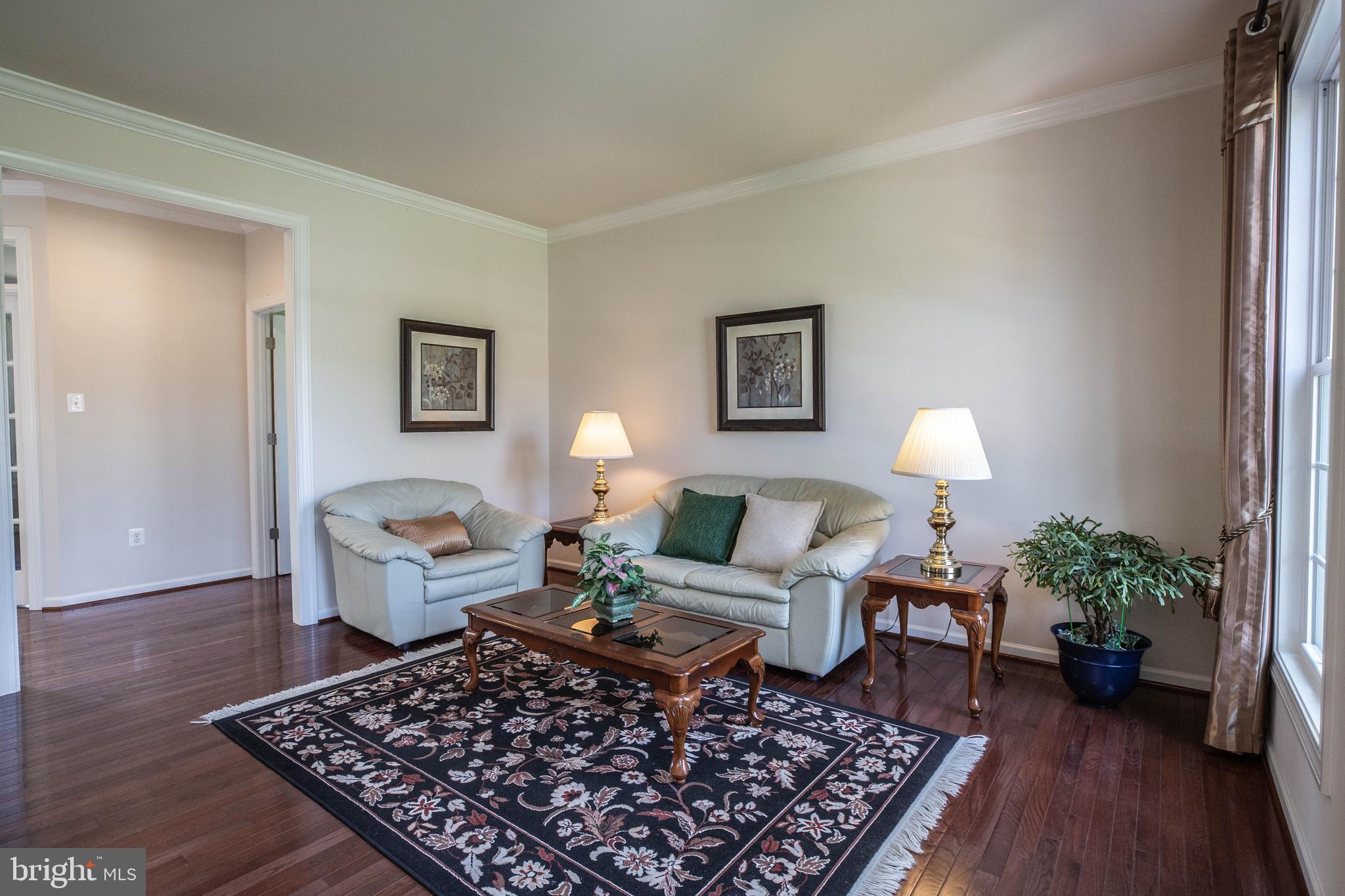 11039 Hunters View Road Ellicott City, MD 21042 - Photo 7 of 58 Gallery Image 7