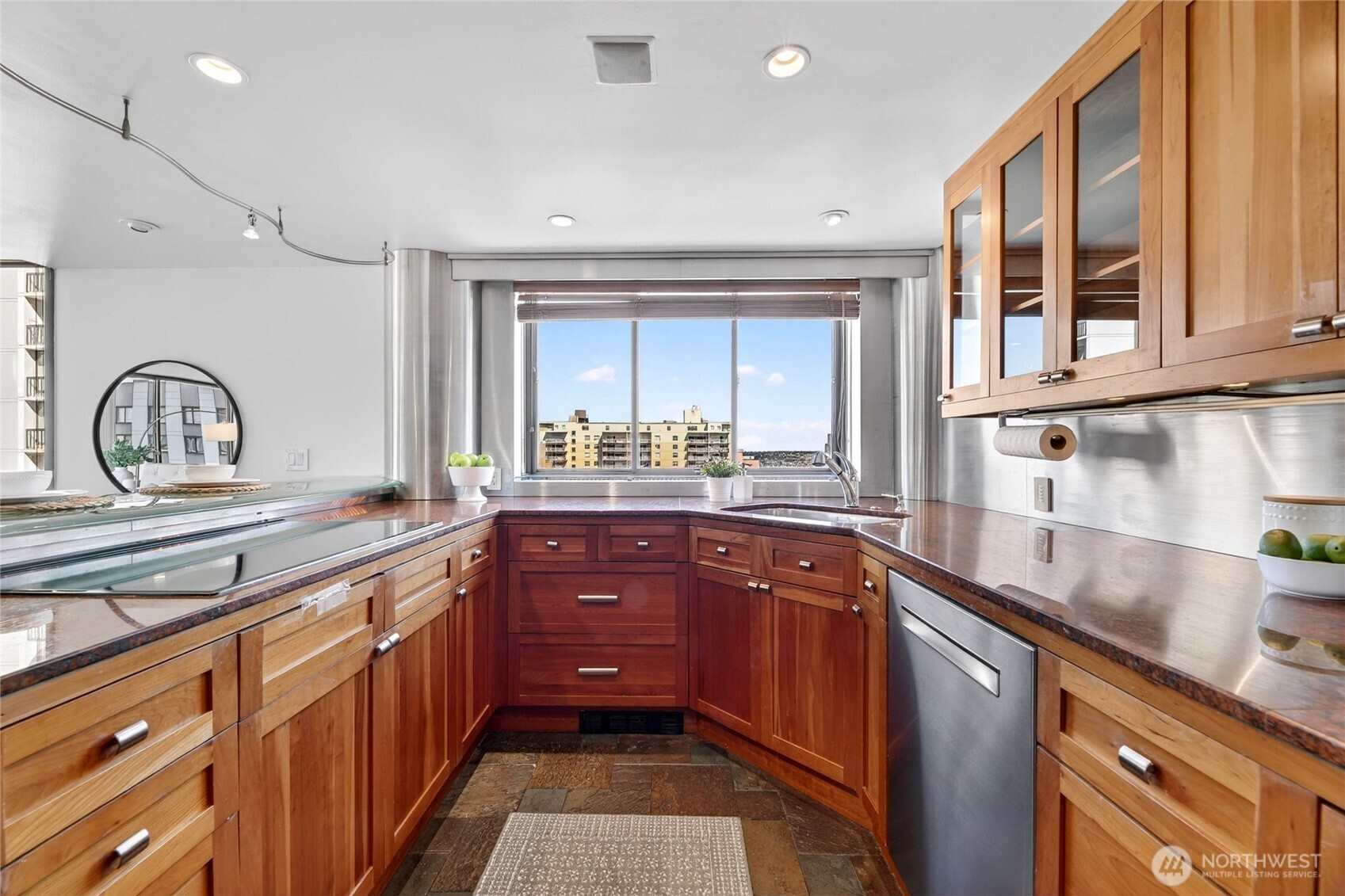 1120 Spring Street, Unit 1201 Seattle, WA 98104 - Photo 8 of 40 Gallery Image 8