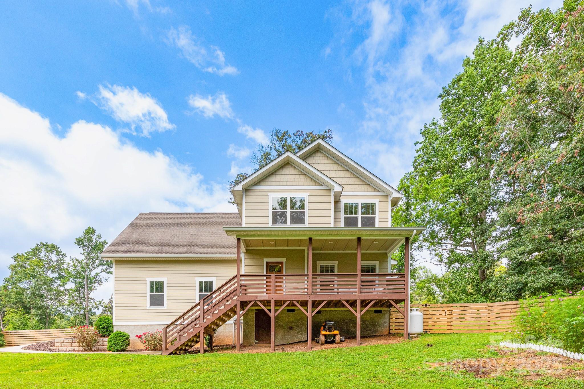 400 Emmas Grove Road Fletcher, NC 28732 - Photo 1 of 25 Gallery Image 1