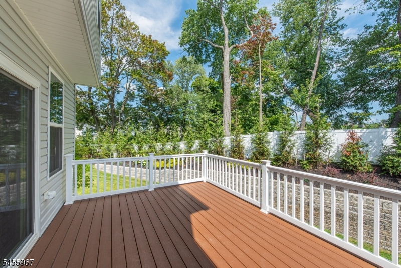 27 Silas Road Netcong, NJ 07857 - Photo 10 of 30 Gallery Image 10