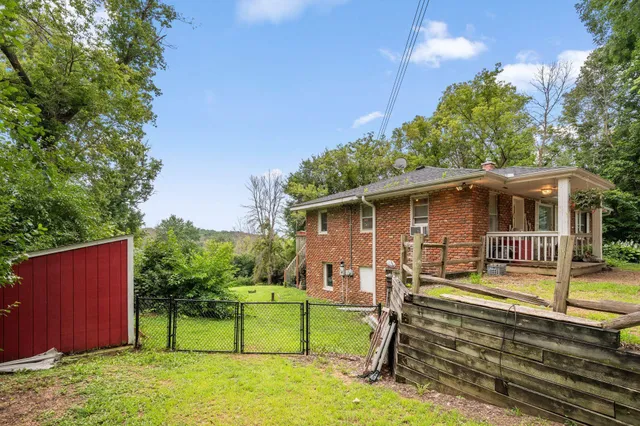 $299,000 | 601 X County Road 6, Independence, MN 55359