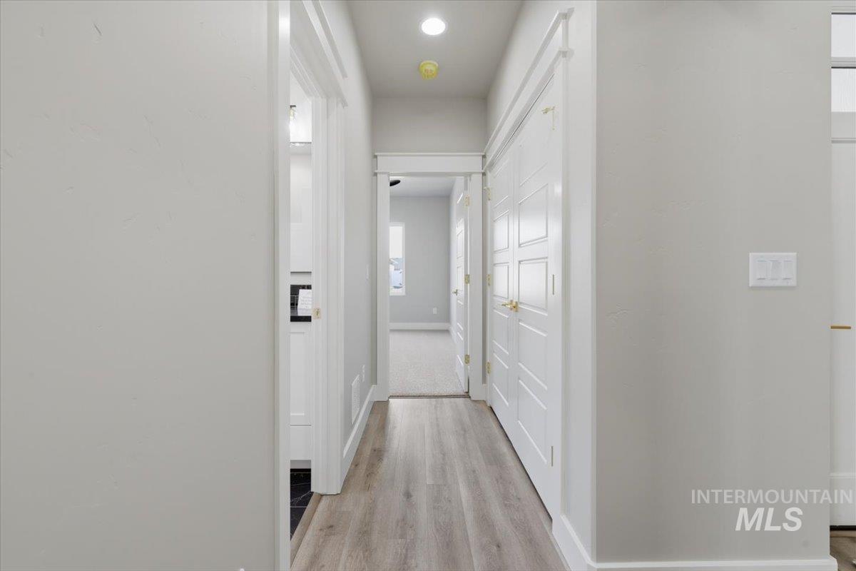 1717 Kayak Road Emmett, ID 83617 - Photo 4 of 35