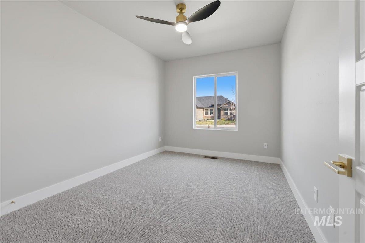 1717 Kayak Road Emmett, ID 83617 - Photo 6 of 35