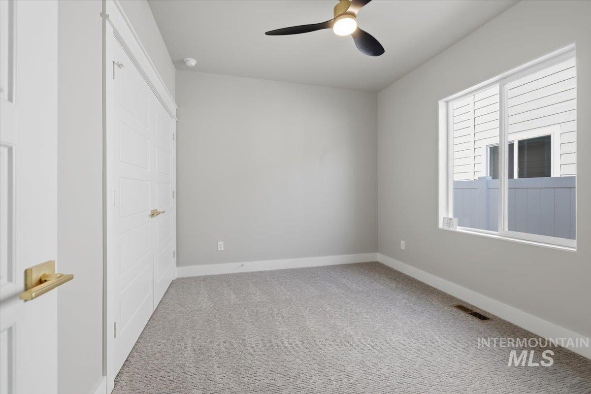 1717 Kayak Road Emmett, ID 83617 - Photo 9 of 35