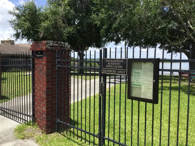 $2,950 | 4107 Old Dominion Road, Orlando, FL 32812