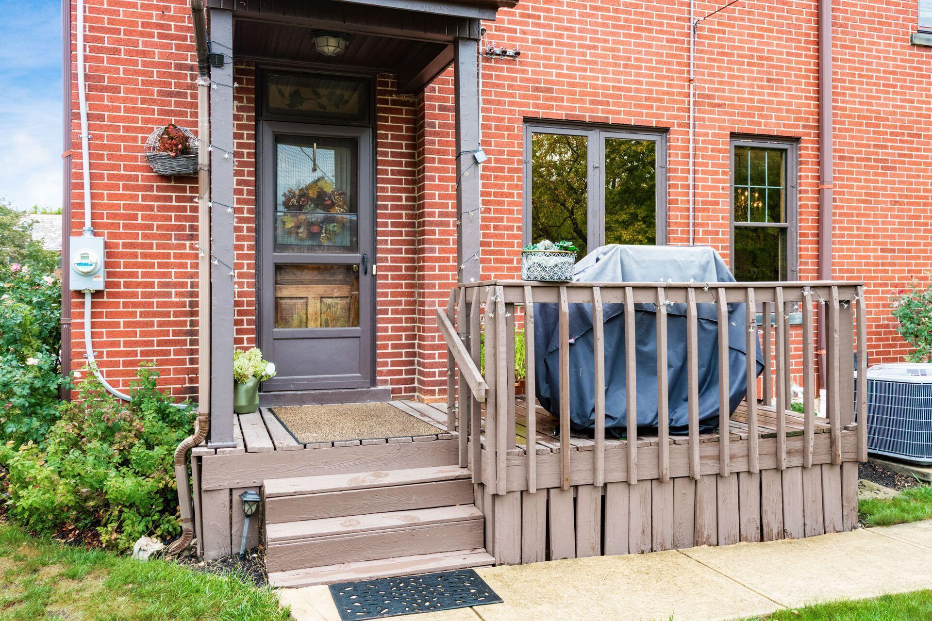 228 South Ardmore Road Columbus, OH 43209 - Photo 42 of 61 Rear Entry