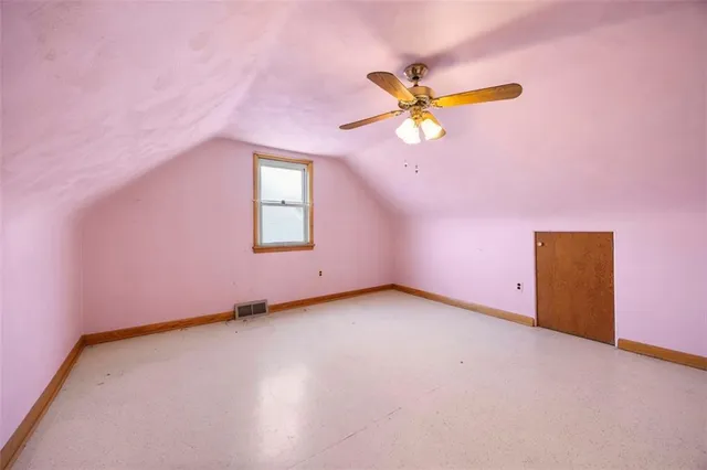 a view of a window in a room