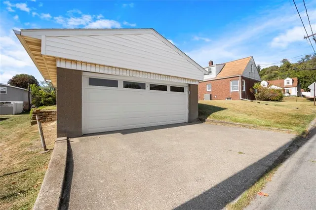 a view of a house with a outdoor space