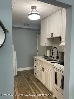 $1,600 | 200 Ocean Park Avenue, Unit 1J, Bradley Beach, NJ 07720