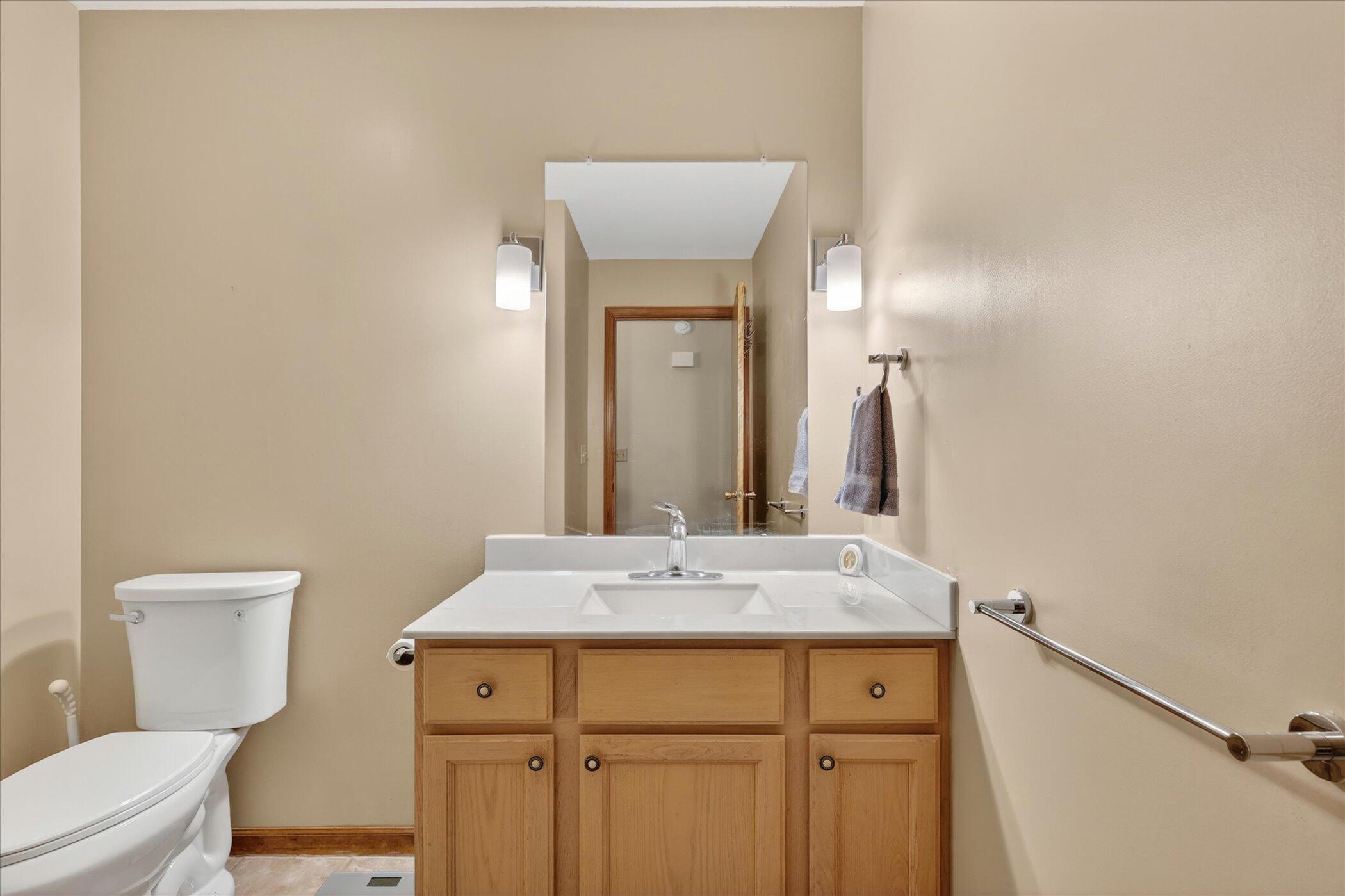1286 Bridge Road Allegan, MI 49010 - Photo 22 of 51 Main Level Bathroom 2