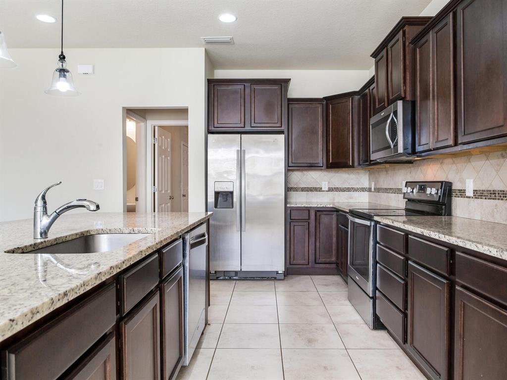 8306 Red Spruce Avenue Riverview, FL 33578 - Photo 14 of 43