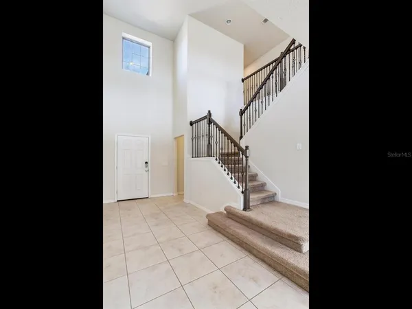 a view of entryway and hall