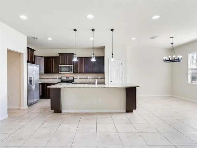 $399,999 | 8306 Red Spruce Avenue, Riverview, FL 33578