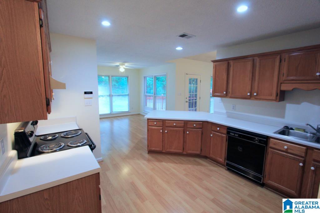 3705 Stone Ridge Terrace Birmingham, AL 35216 - Photo 12 of 32