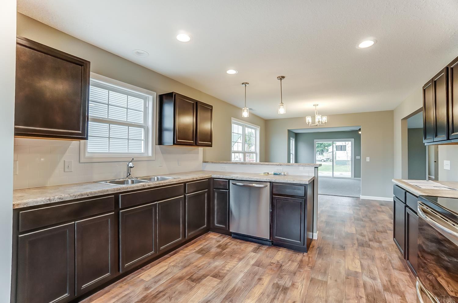 12173 Bozzio Road Fort Wayne, IN 46818 - Photo 11 of 35