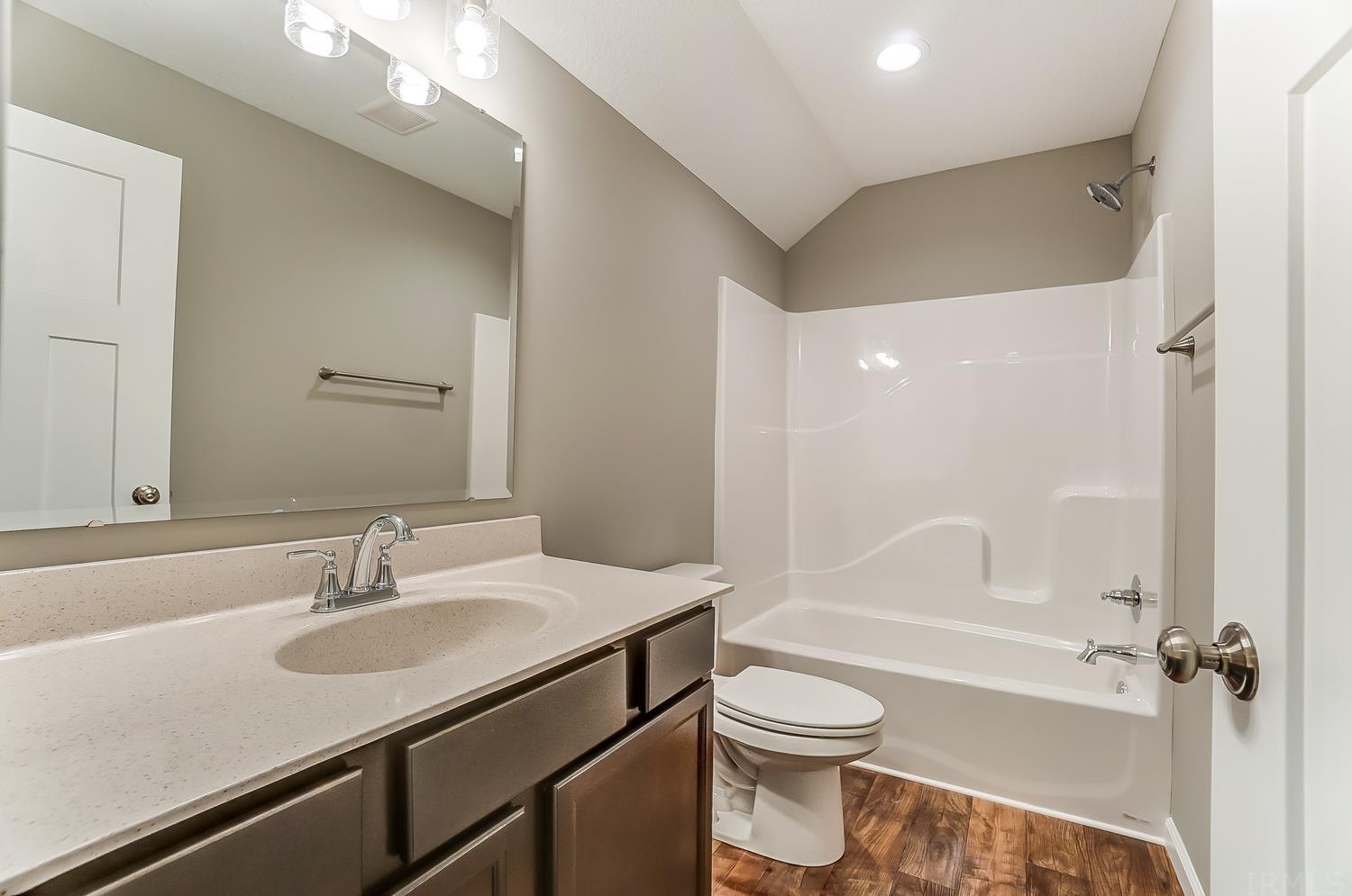 12173 Bozzio Road Fort Wayne, IN 46818 - Photo 26 of 35