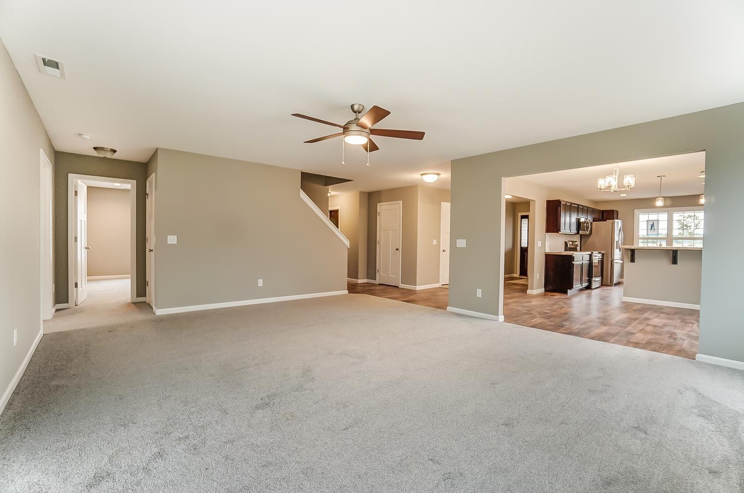 12173 Bozzio Road Fort Wayne, IN 46818 - Photo 7 of 35
