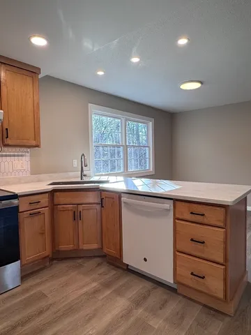 $298,000 | 709 Fairway Avenue, Unit 709, Montague, MA 01376