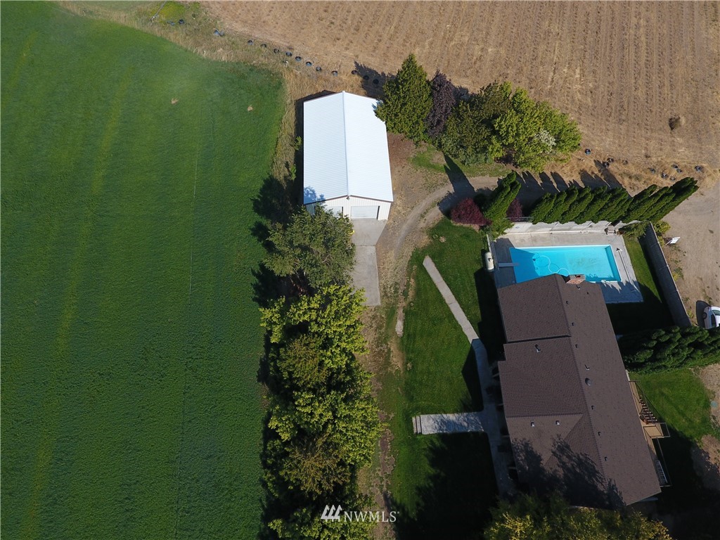 5344 Martin Road Northwest Ephrata, WA 98823 - Photo 2 of 24