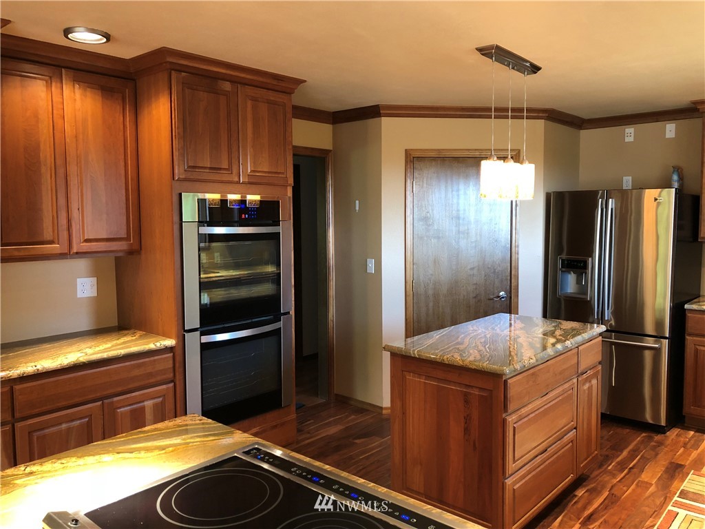 5344 Martin Road Northwest Ephrata, WA 98823 - Photo 12 of 24