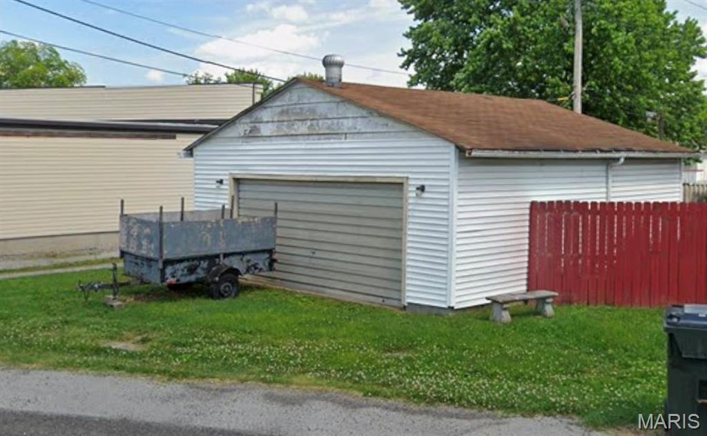 526 Columbia Road Dupo, IL 62239 - Photo 2 of 2