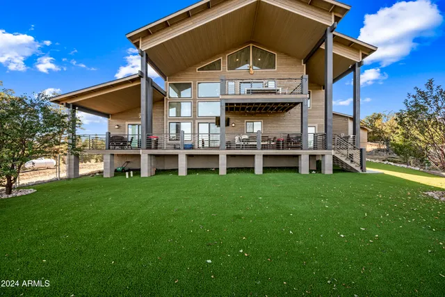 $2,950,000 | 2262 Meadow Trail, Overgaard, AZ 85933