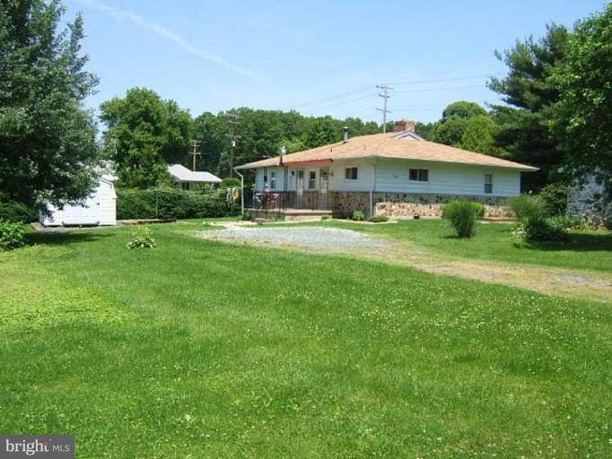 600 Magnolia Road Joppa, MD 21085 - Photo 14 of 16 Back yard
