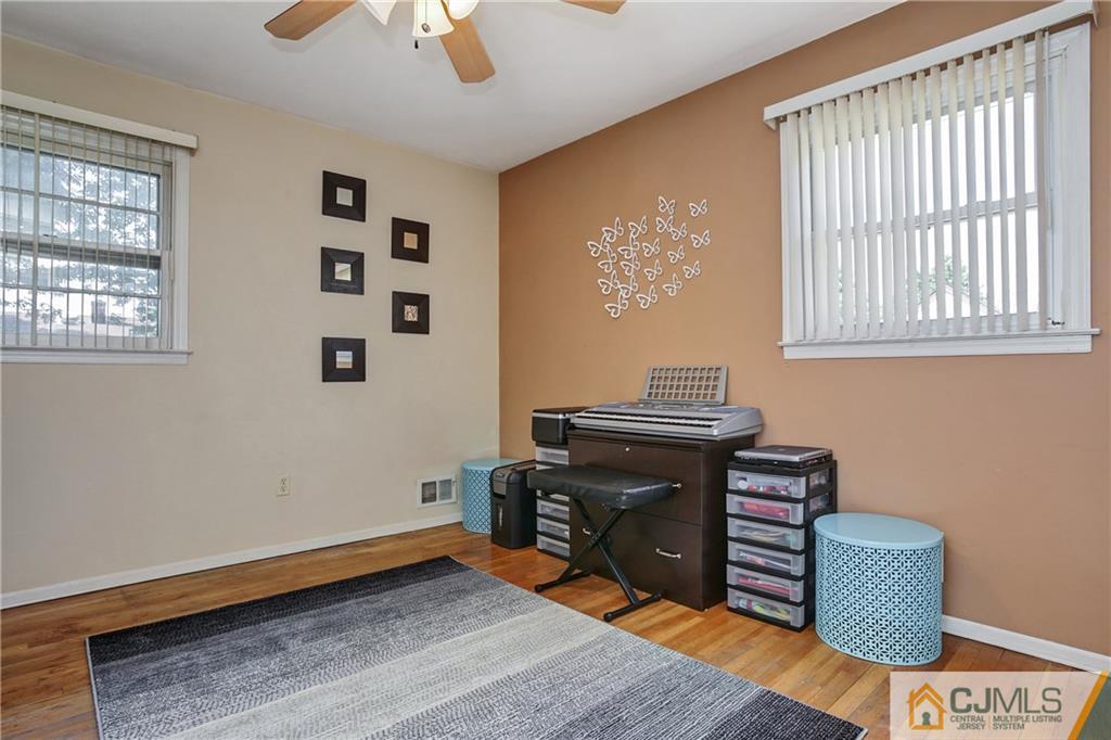469 Inman Avenue Colonia, NJ 07067 - Photo 13 of 23 Gallery Image 13