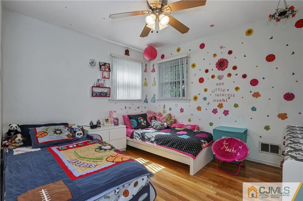 469 Inman Avenue Colonia, NJ 07067 - Photo 14 of 23 Gallery Image 14