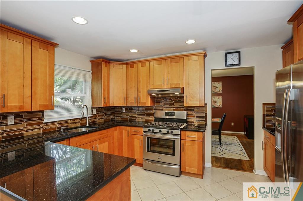 469 Inman Avenue Colonia, NJ 07067 - Photo 6 of 23 Gallery Image 6