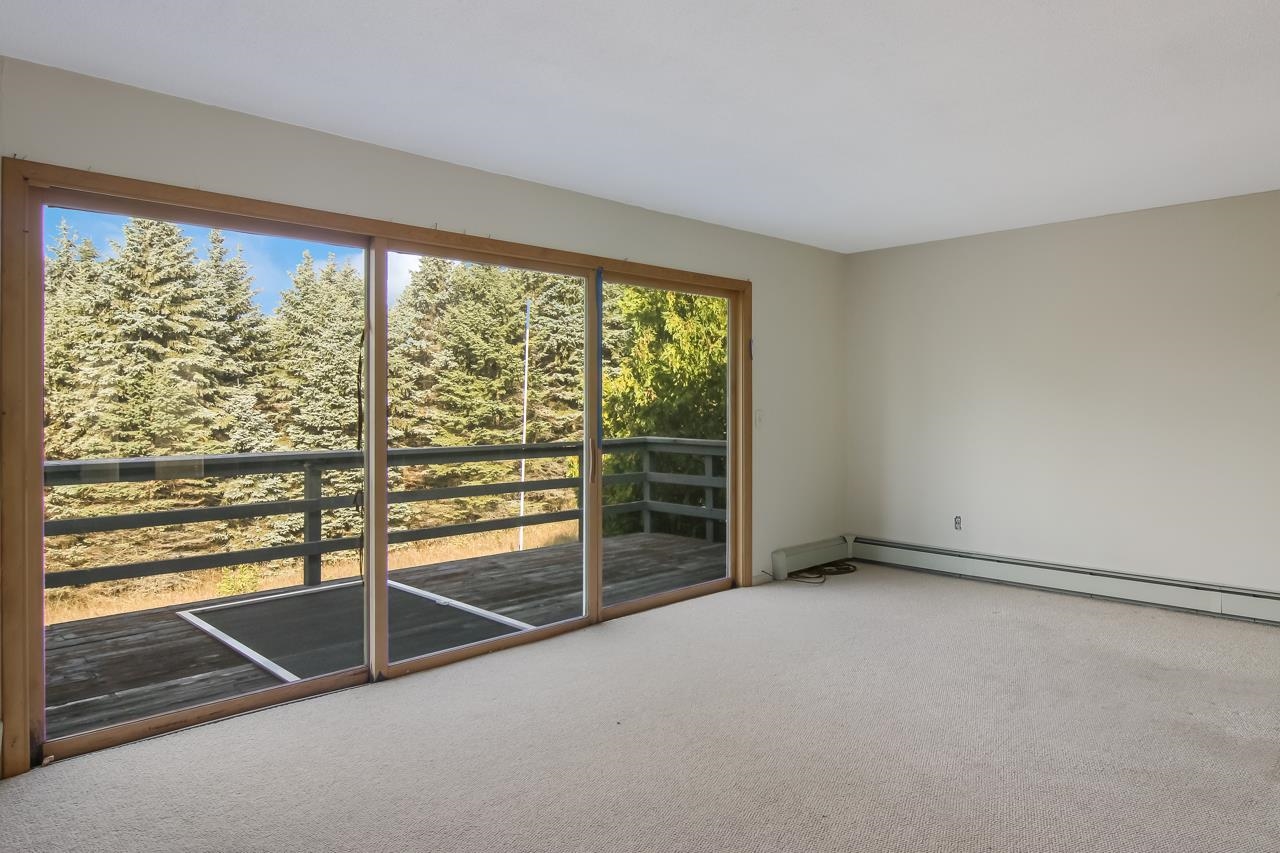 7546 Helena Road Alden, MI 49612 - Photo 11 of 48