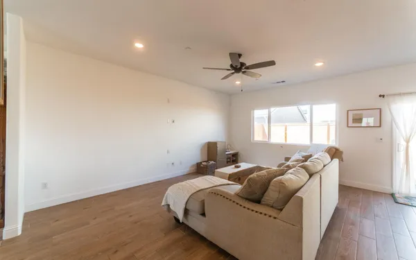 $575,000 | 951 Kelso Avenue, Clovis, CA 93619