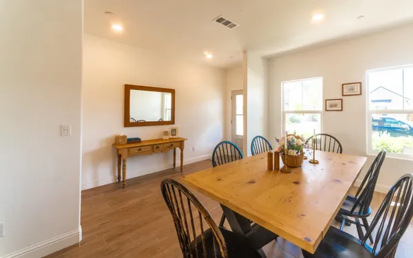$575,000 | 951 Kelso Avenue, Clovis, CA 93619