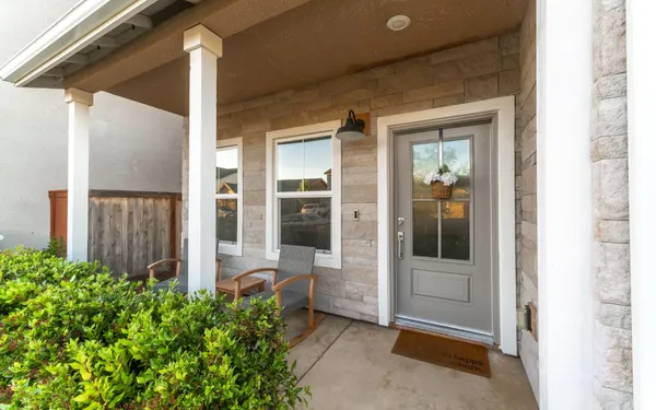 $575,000 | 951 Kelso Avenue, Clovis, CA 93619