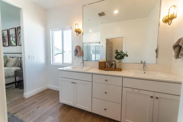 $575,000 | 951 Kelso Avenue, Clovis, CA 93619