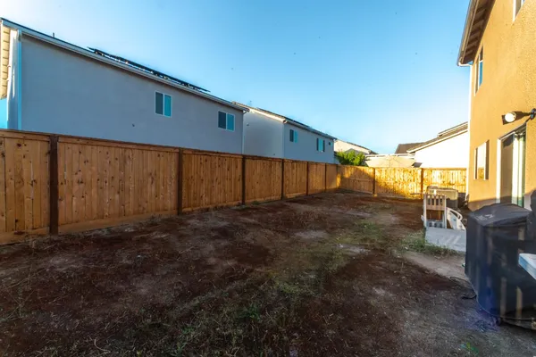 $575,000 | 951 Kelso Avenue, Clovis, CA 93619