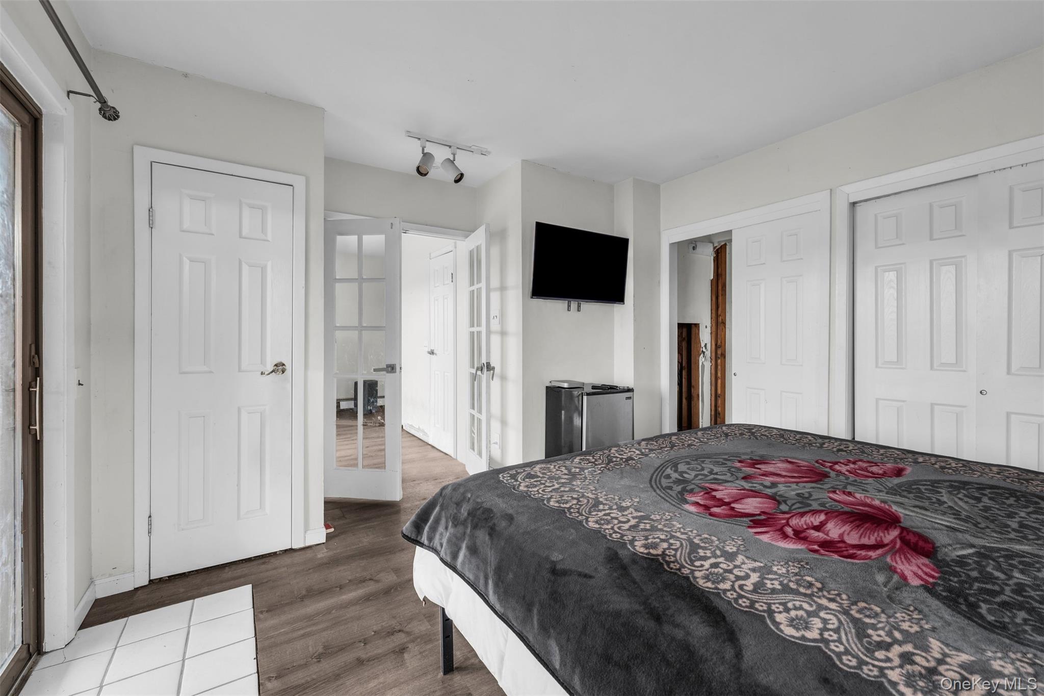 13 Riverside Avenue Mastic Beach, NY 11951 - Photo 5 of 30