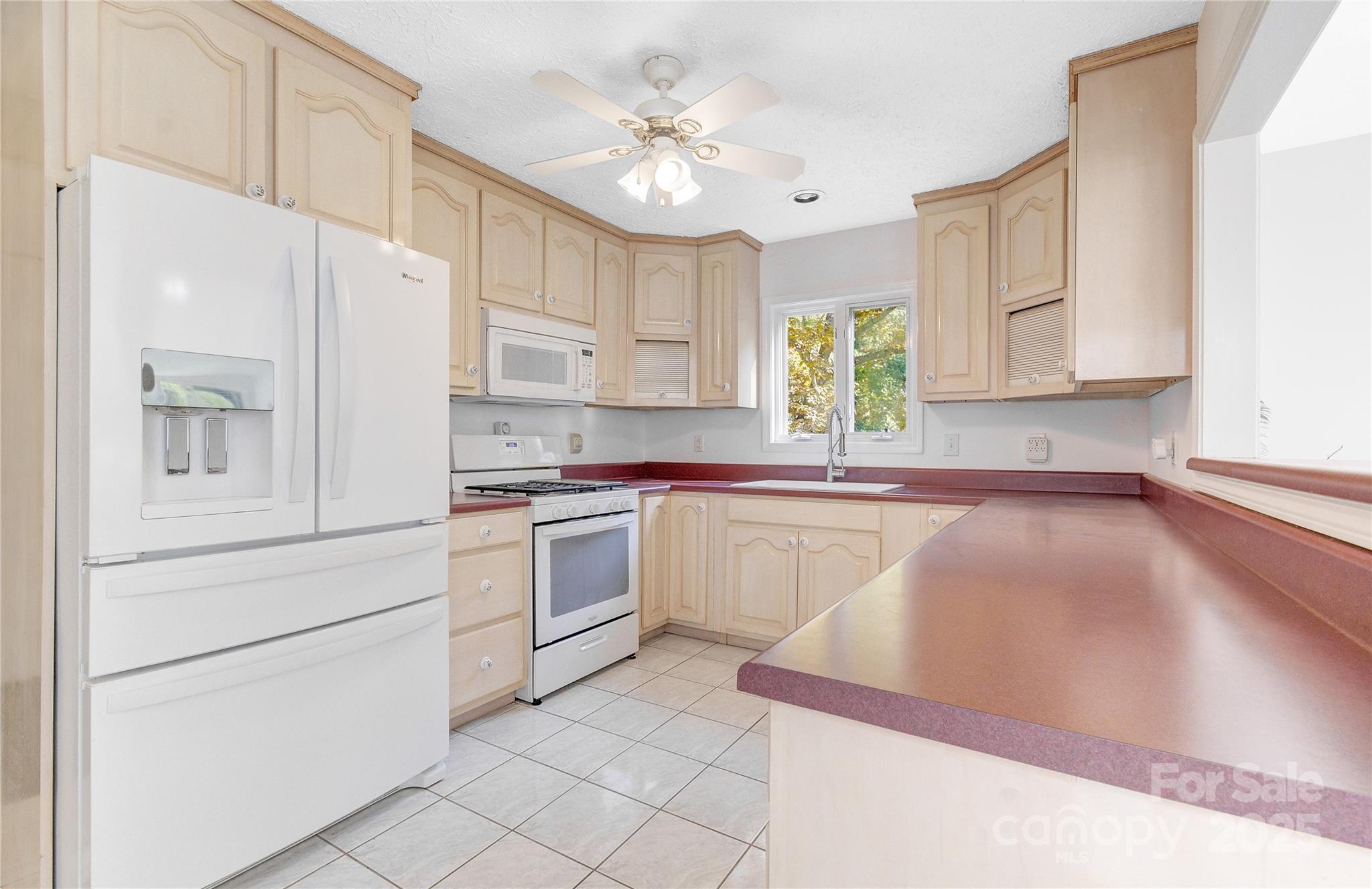 130 Grapevine Lane Tryon, NC 28782 - Photo 18 of 47