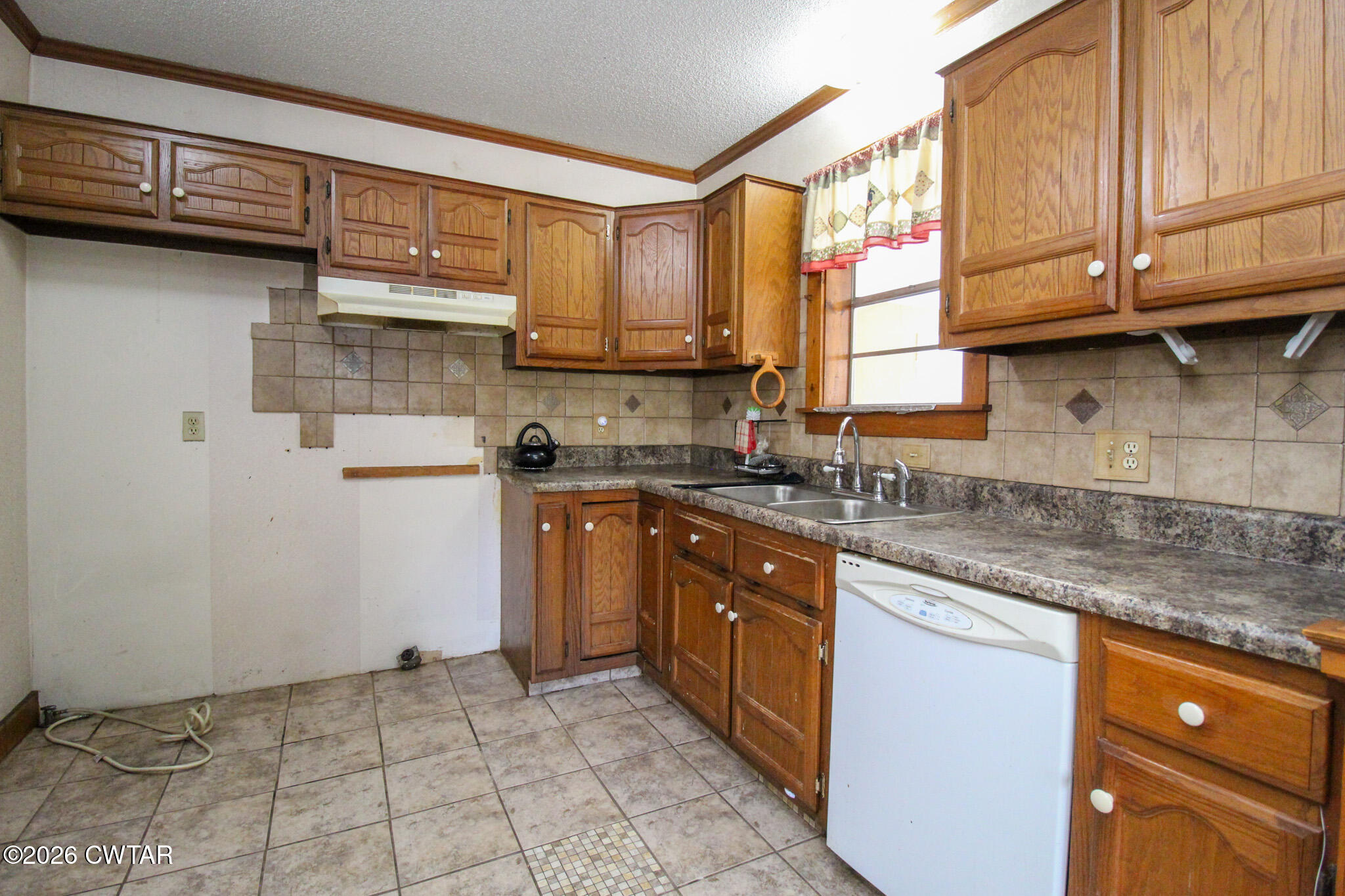2425 Antioch Road Middleton, TN 38052 - Photo 10 of 59 Kitchen